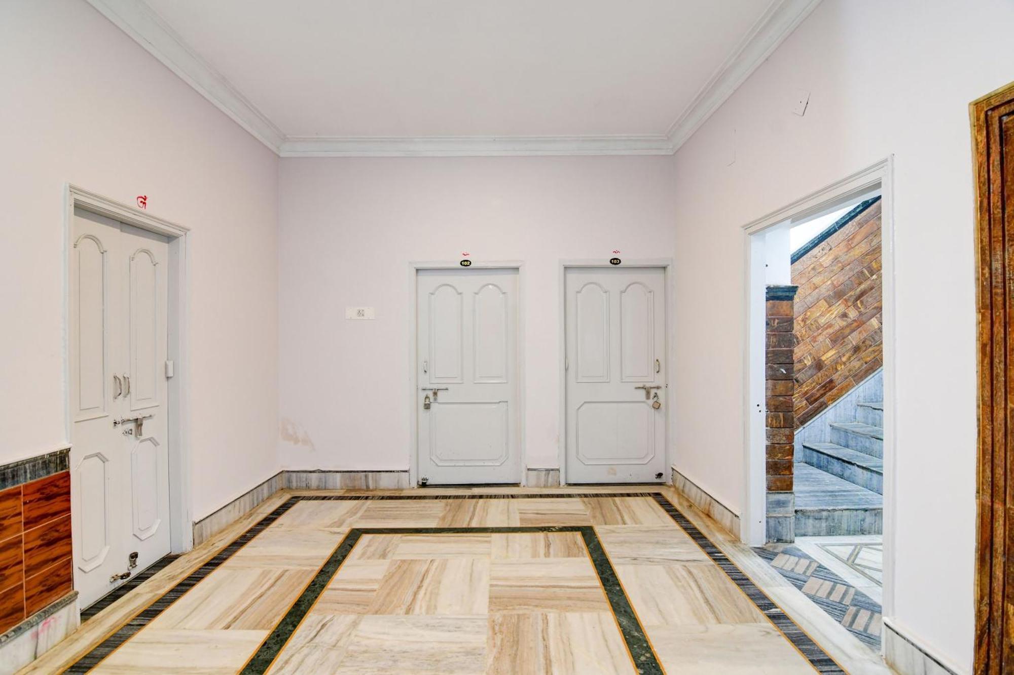 Hotel O Pramod Residency Бхубанешвар Екстериор снимка